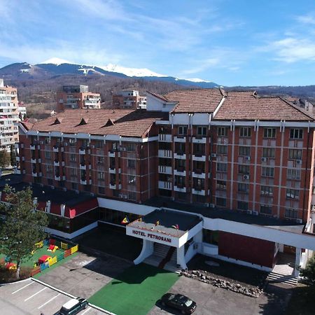 Petrosani Camere De Inchiriat - Hotel Petroshani Srl Exterior photo