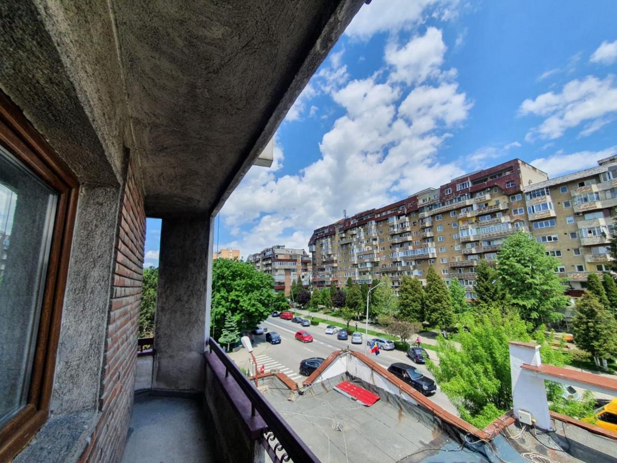 Petrosani Camere De Inchiriat - Hotel Petroshani Srl Exterior photo