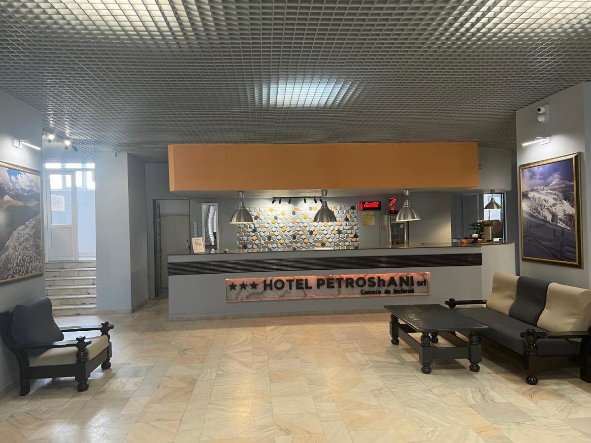 Petrosani Camere De Inchiriat - Hotel Petroshani Srl Exterior photo